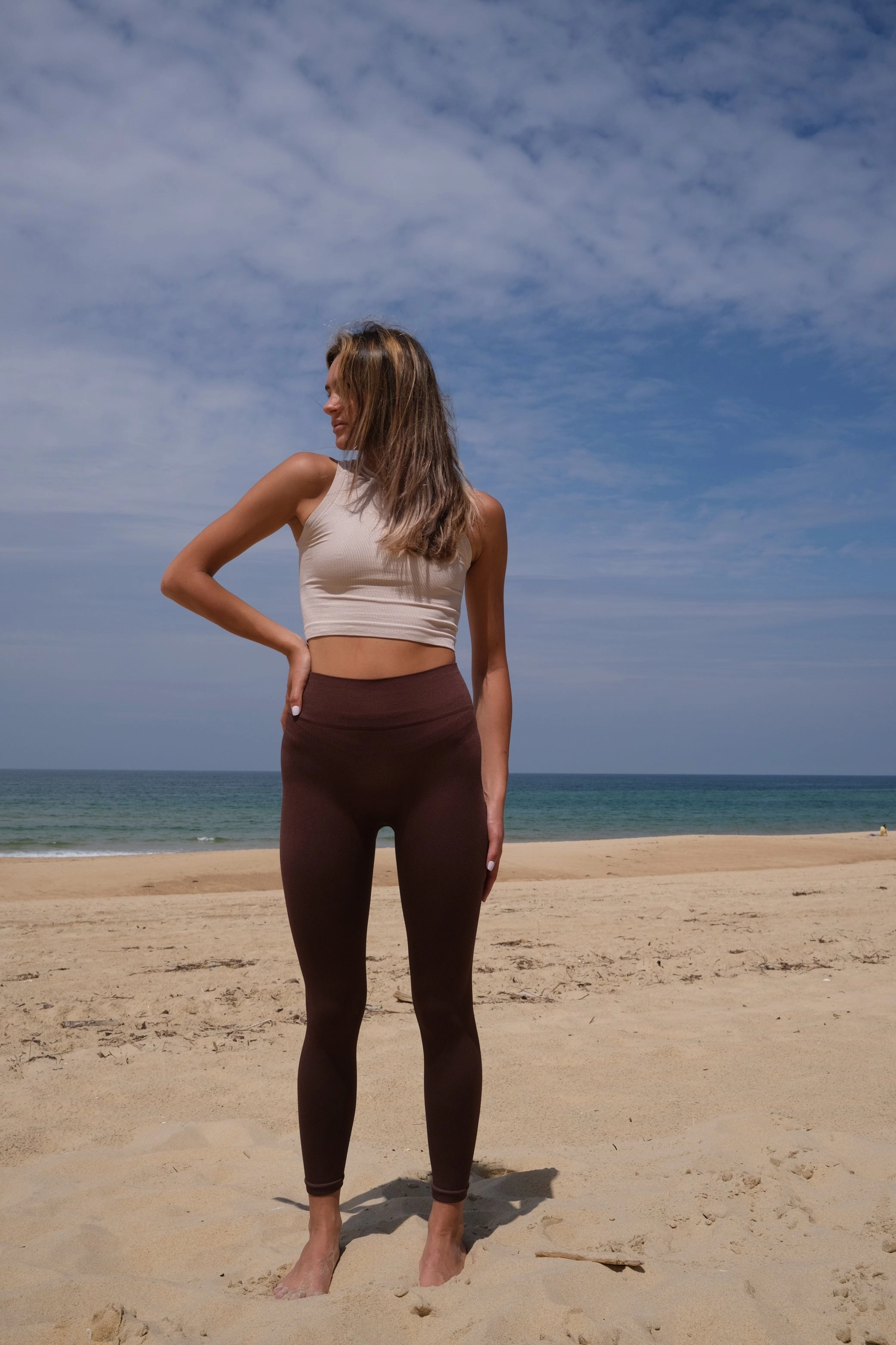 AWAKEN Ribbed Leggings | Maroon