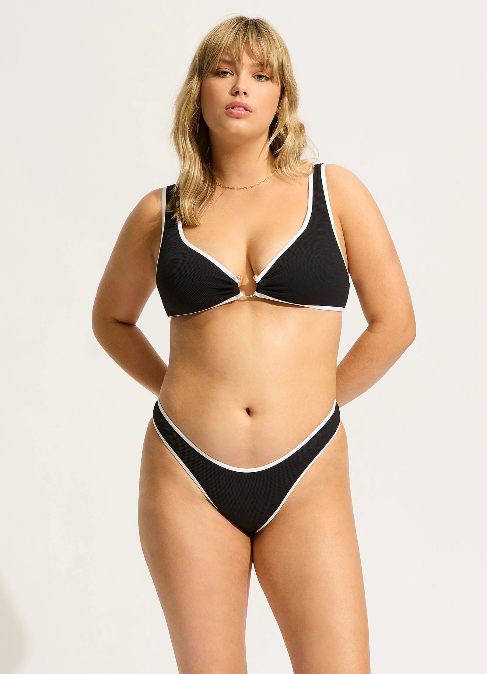 Beach Bound Ring Front Tank Bikini Top - Black