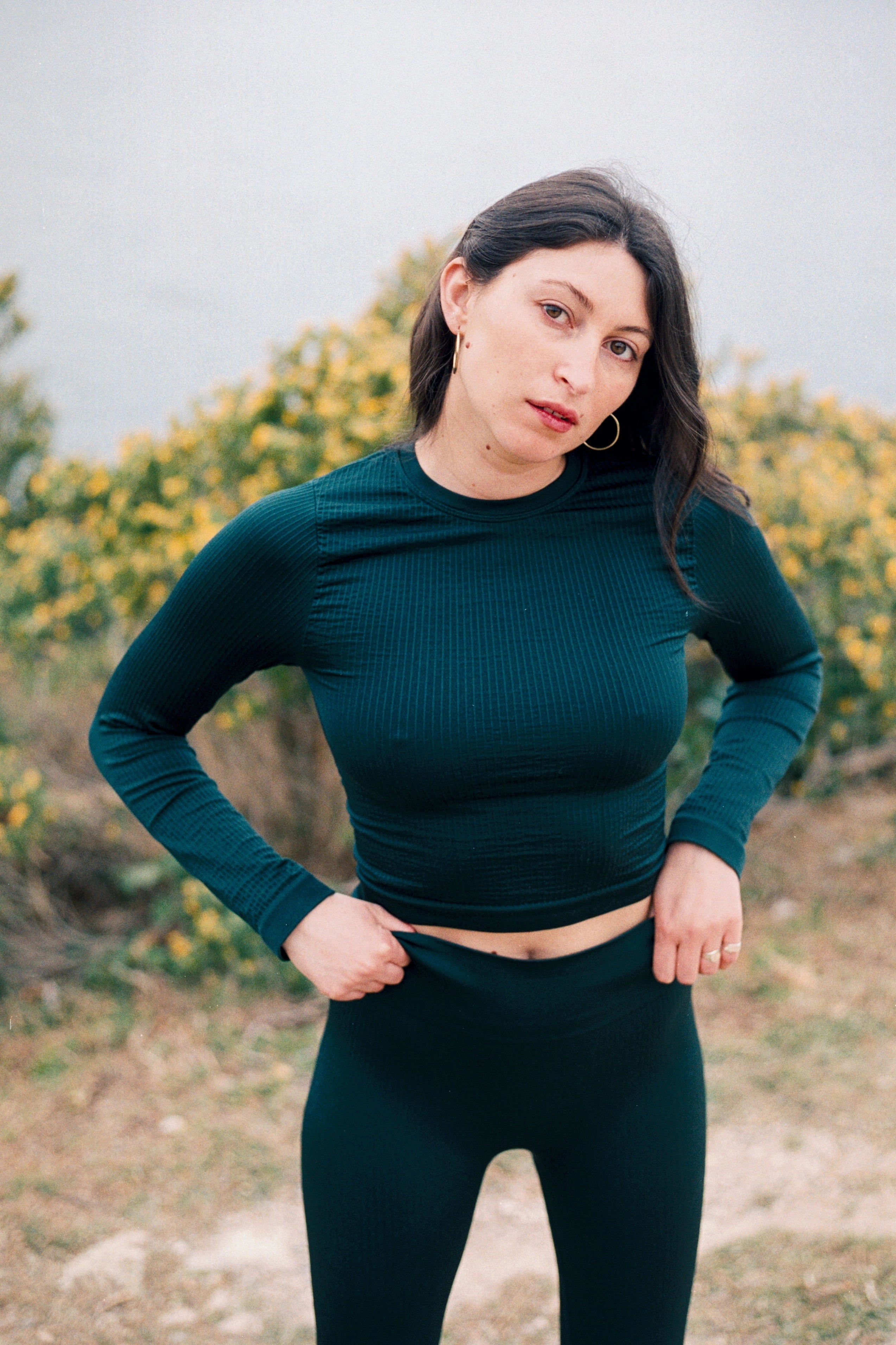 EQUILIBRIUM Wide Ribbed Top | Dark Green