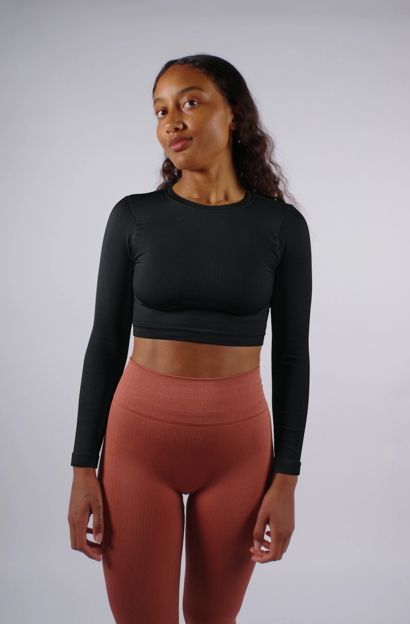 EVOKE Ribbed Long-Sleeve Crop Top | Black