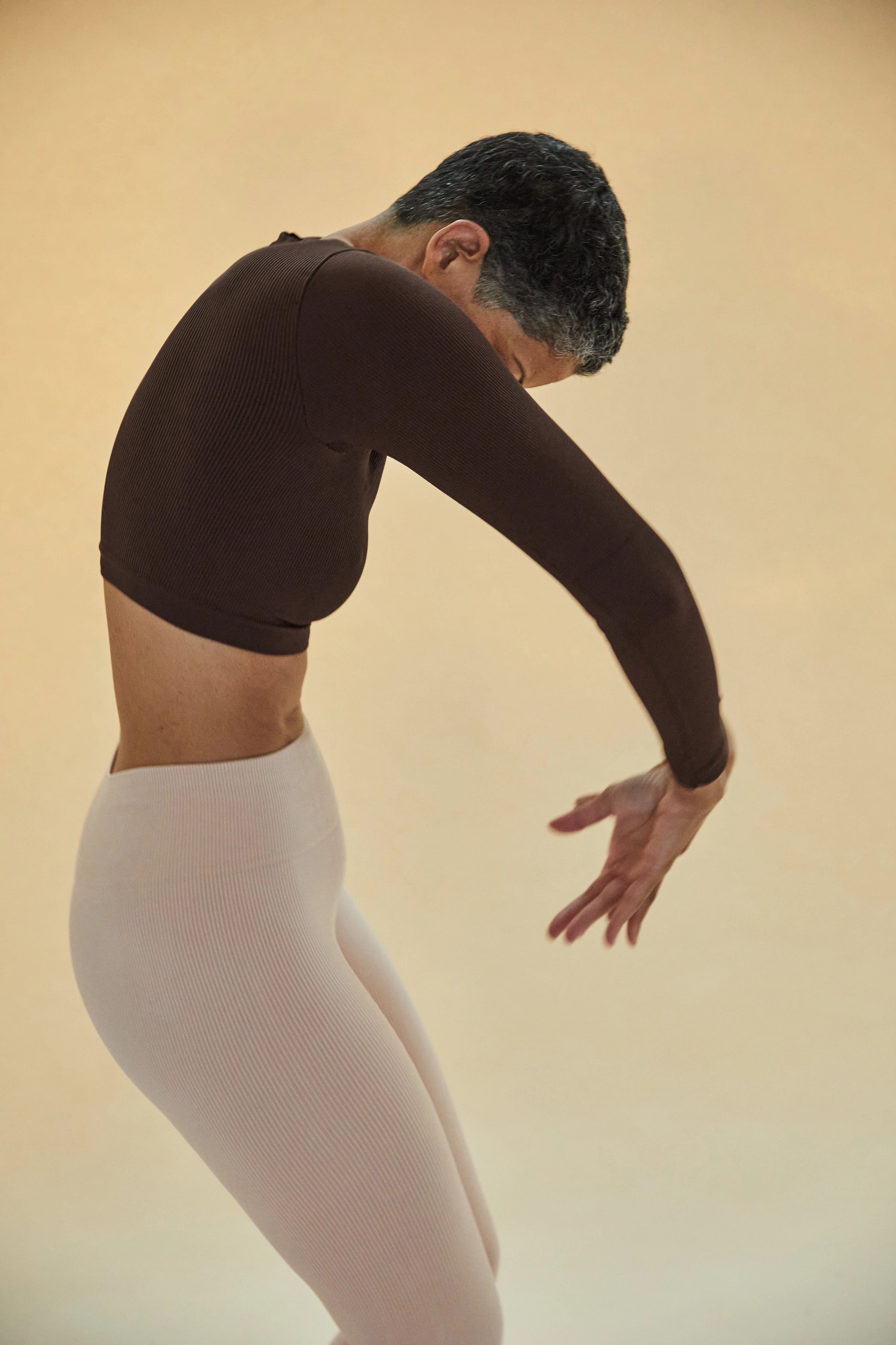 EVOKE Ribbed Long-Sleeve Crop Top | Chocolate Brown