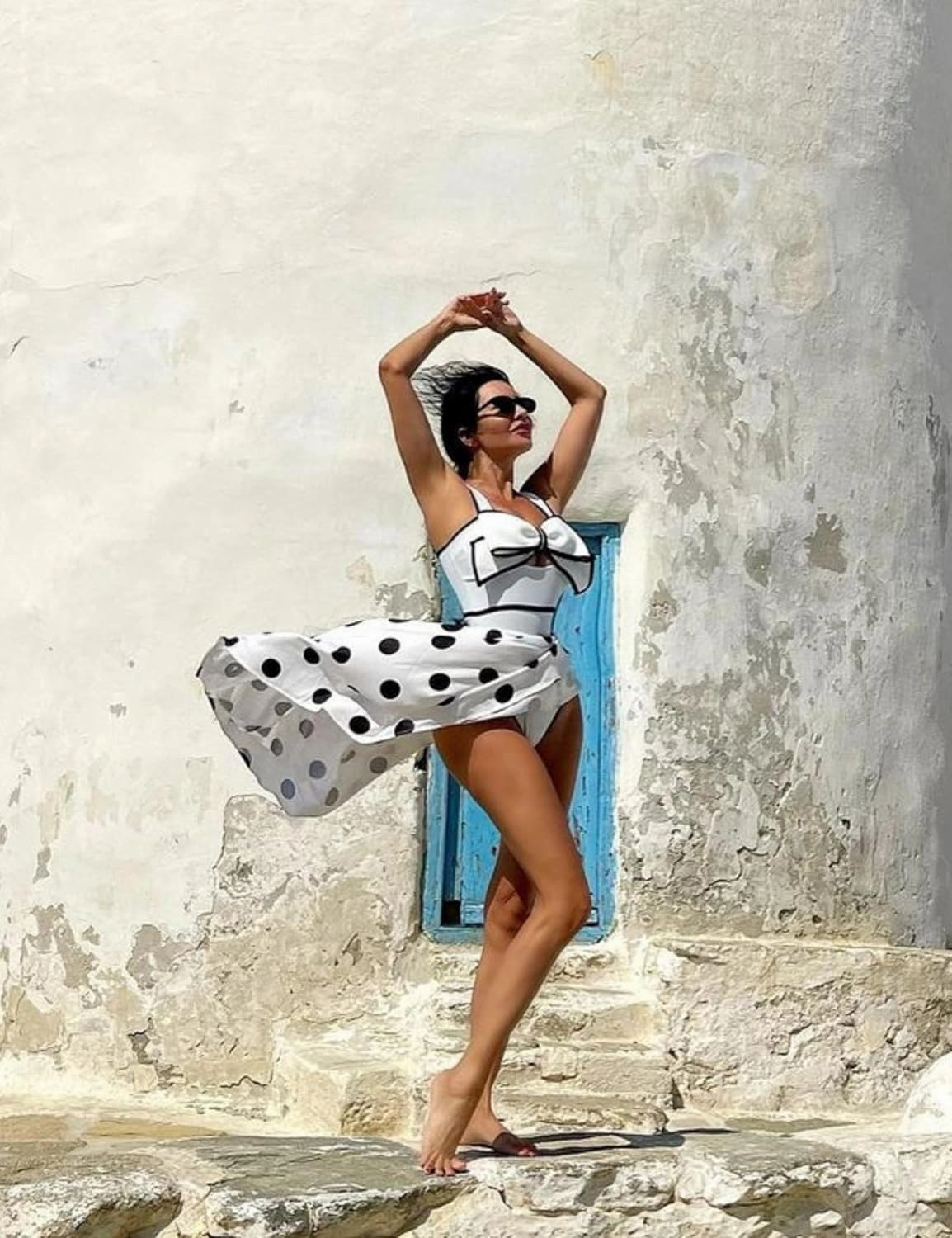 FLAXMAKER Black and White Swimsuit Bow-tie Decor Women's Polka dot Print Skirt One Piece Bathing Suit with Skirt