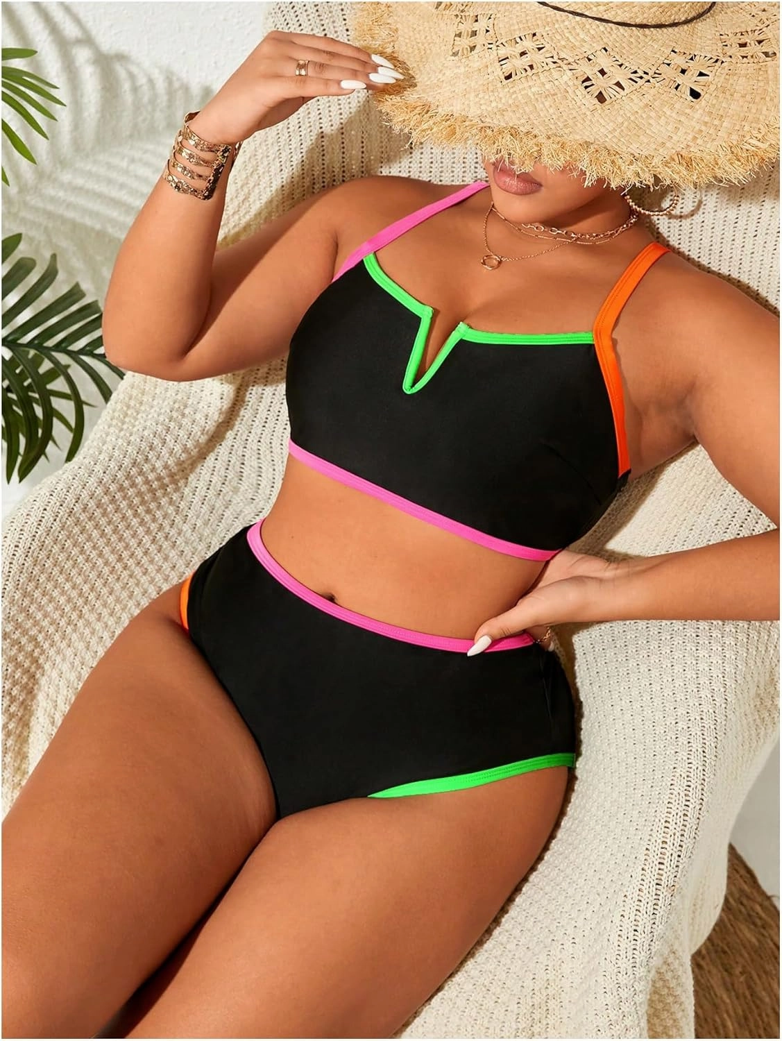 Floerns Women's Plus Size Bikini Set V Wired Contrast Binding High Waist Beachwear