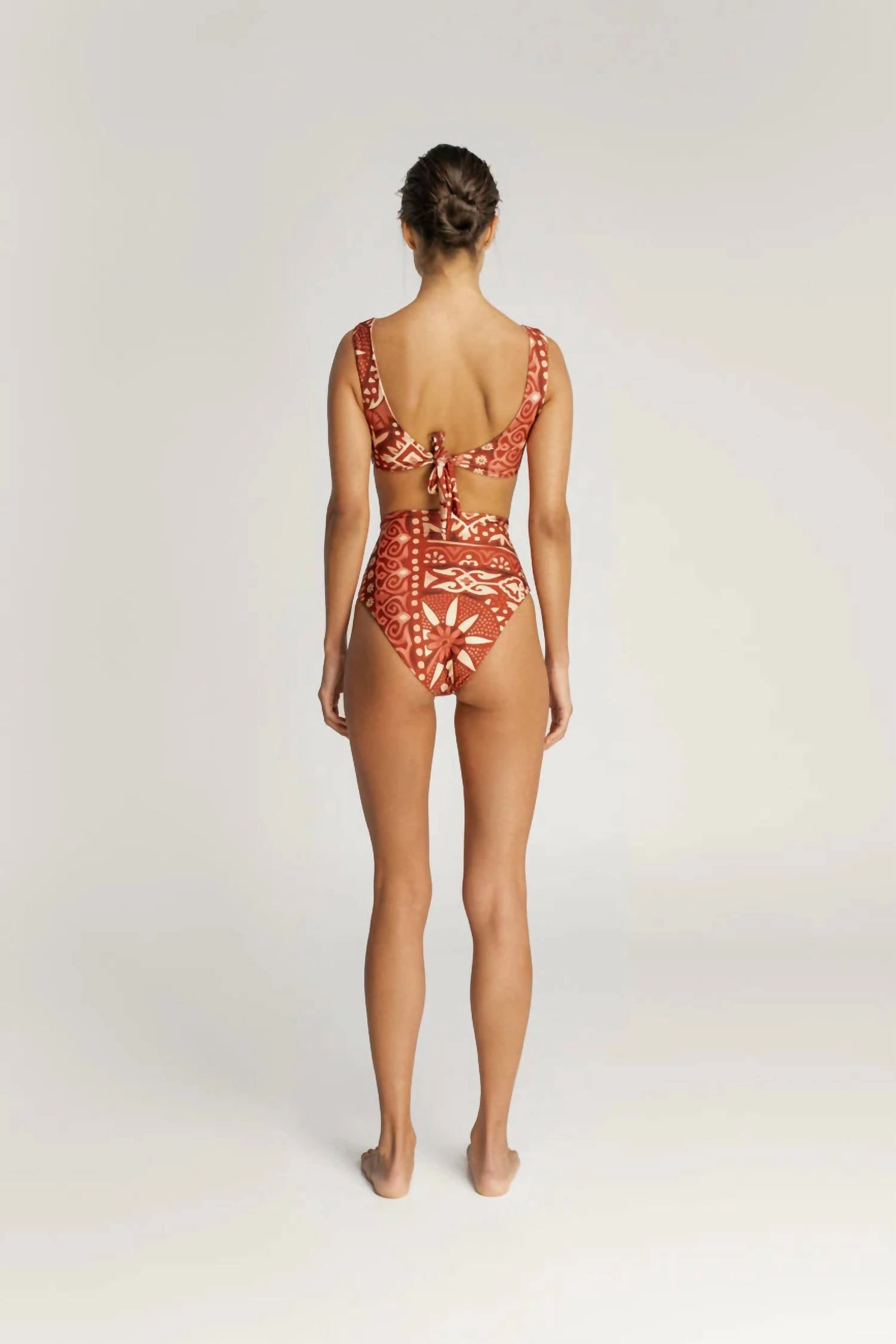 Kala Reversible Bikini Top In Rubi