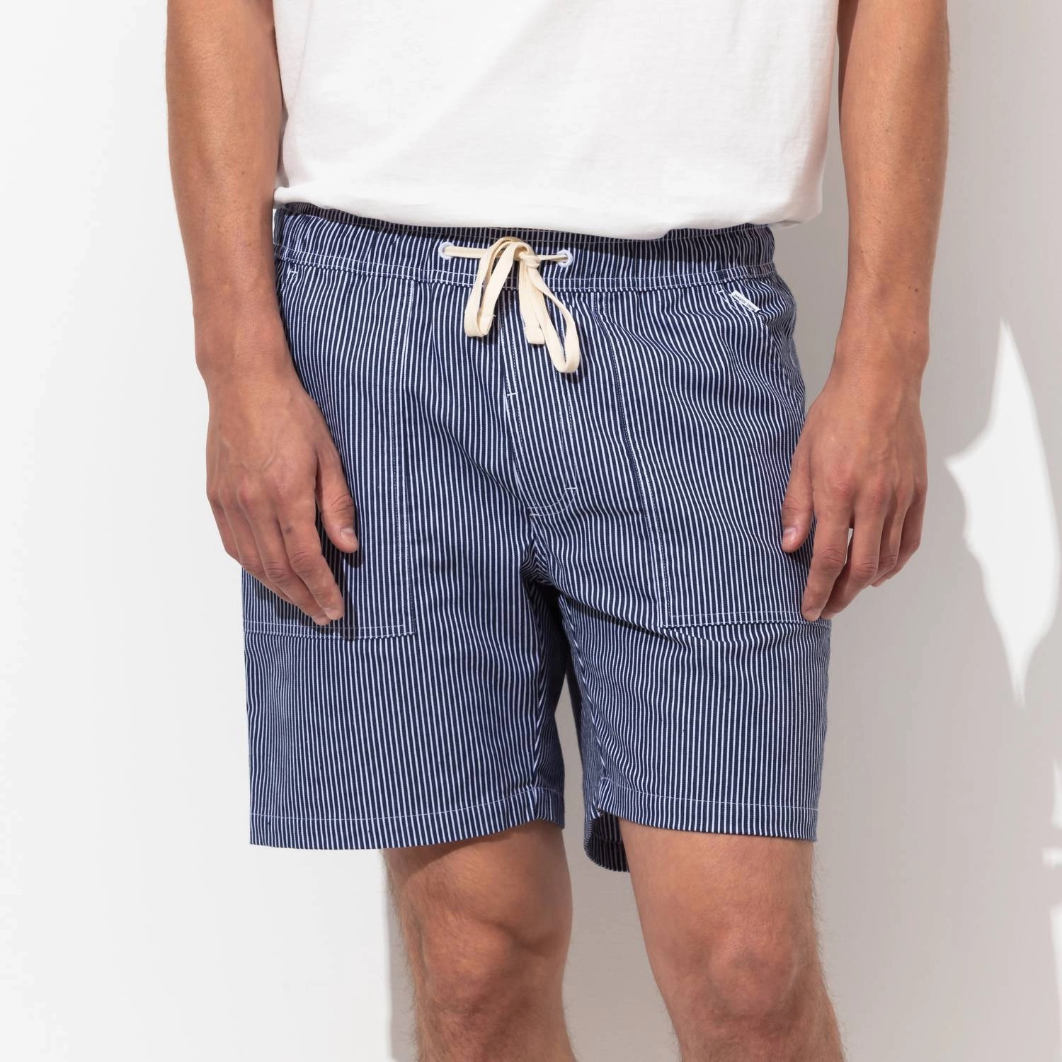 Leon Elastic Walkshort In Indigo