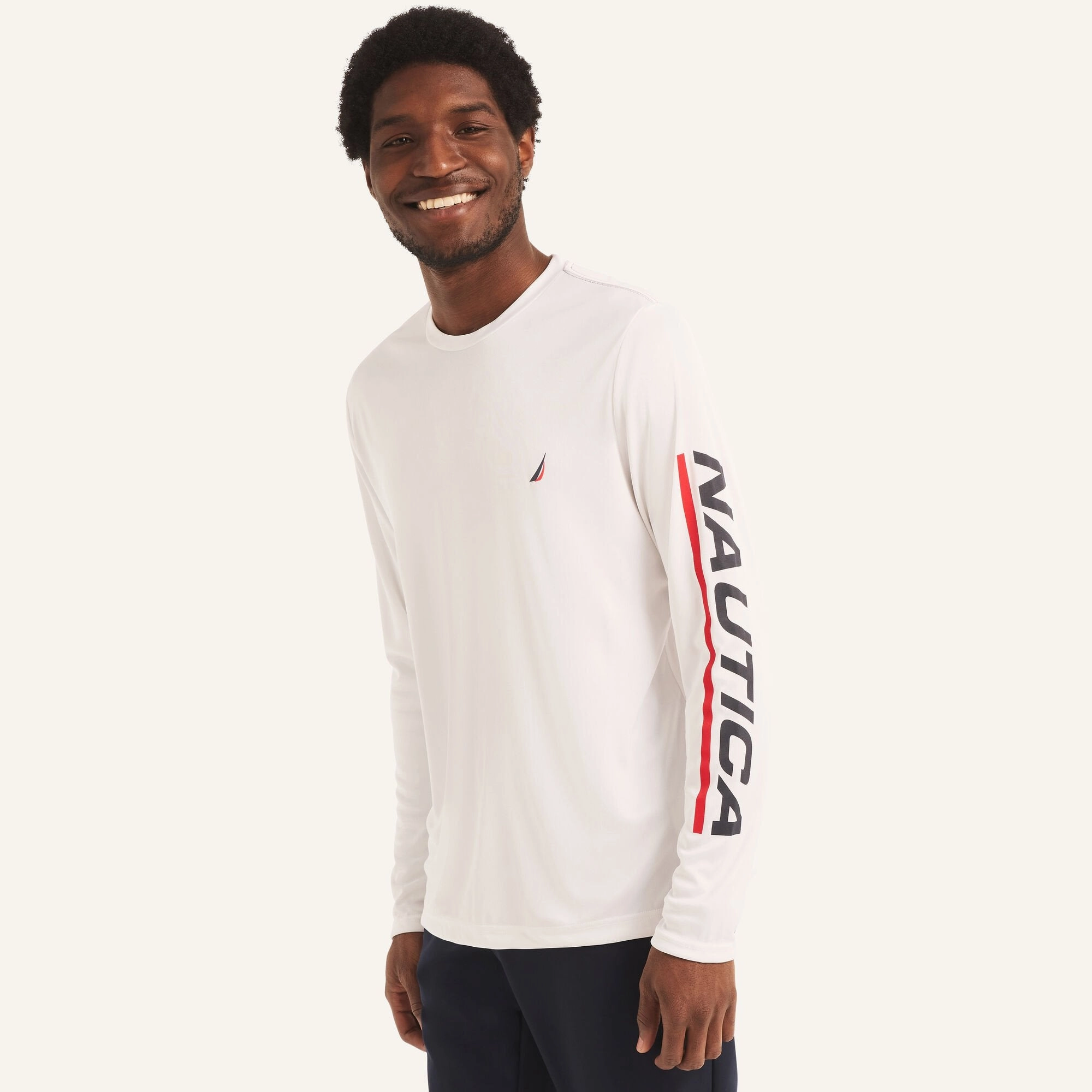 Nautica Mens Sustainably Crafted Rash Guard