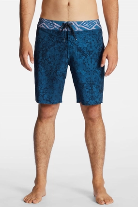 Riot Pro Boardies In Navy
