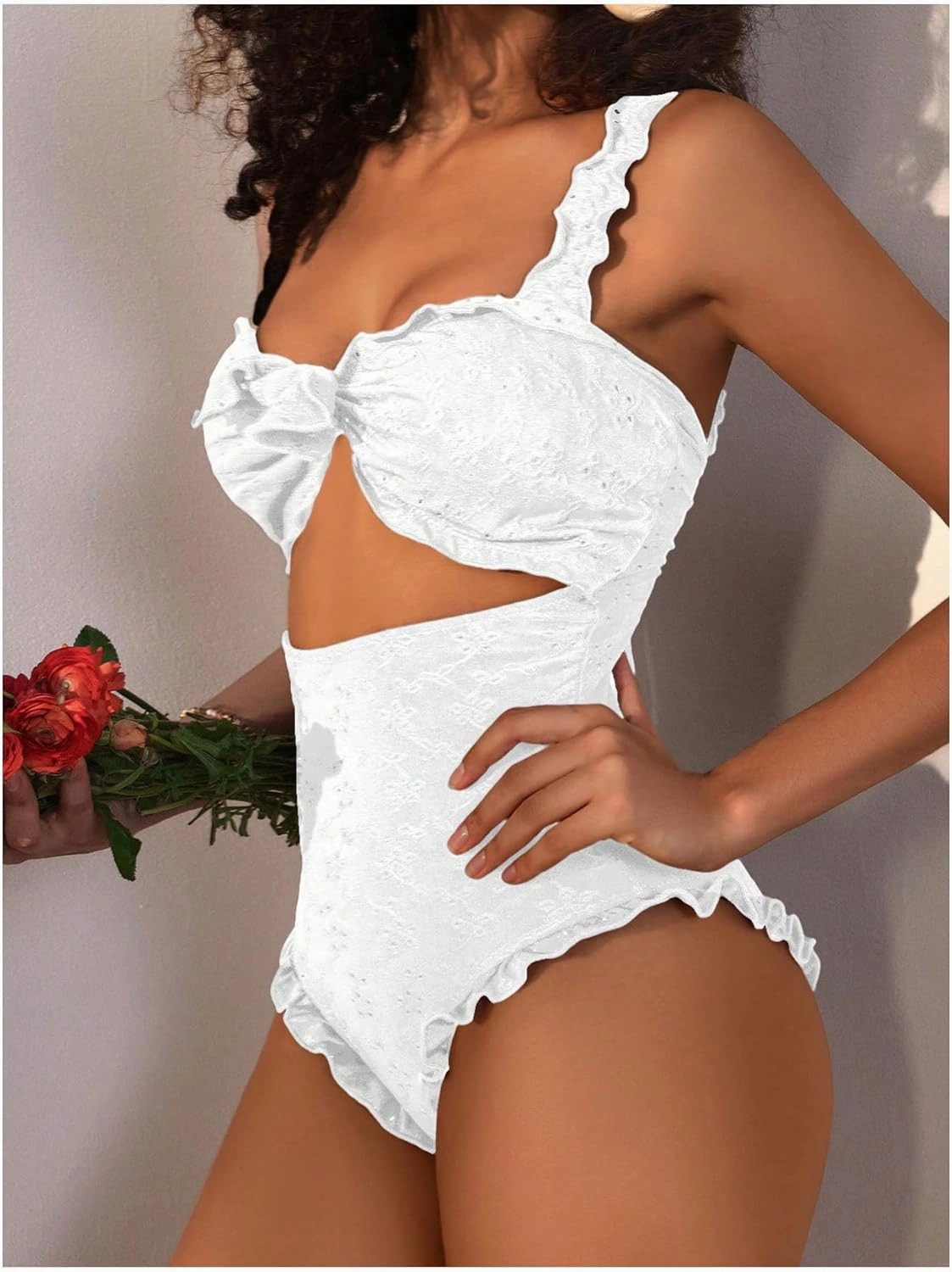 Verdusa Women's Cut Out One Piece Swimsuit Frill Trim Tummy Control Bathing Suit