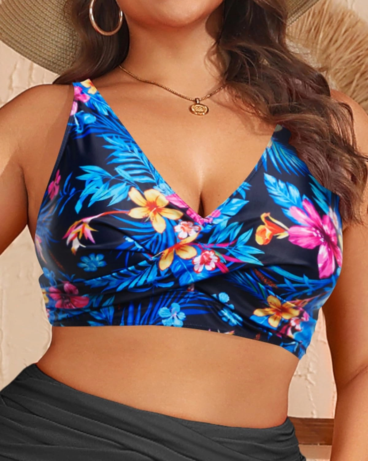 Women Plus Size Bikini Top - Twist Front Swimsuit Top Push Up Full Coverage Bathing Suit 2025 Swim Bra for Large Bust