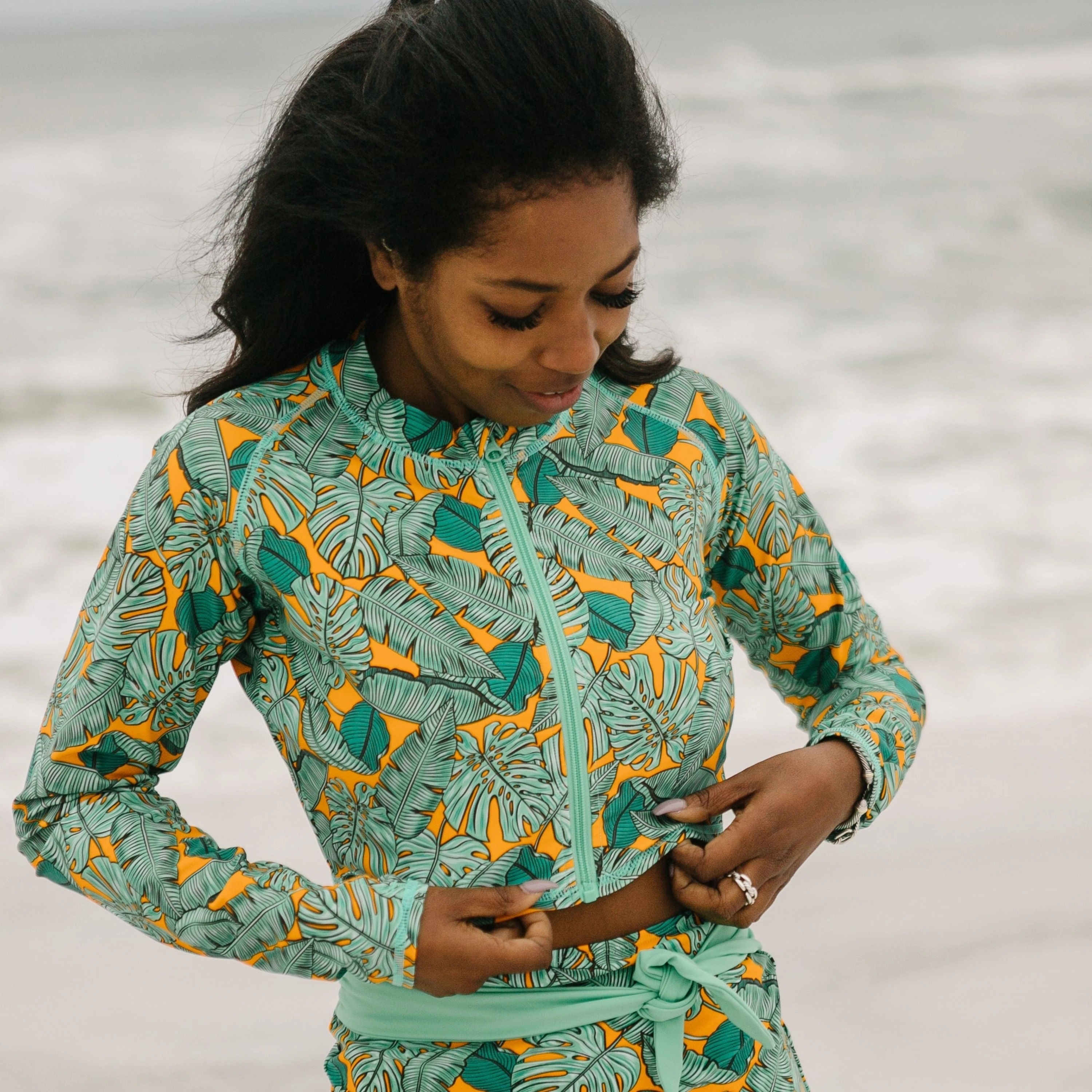 Women's Long Sleeve Crop Rash Guard | ???The Tropics???