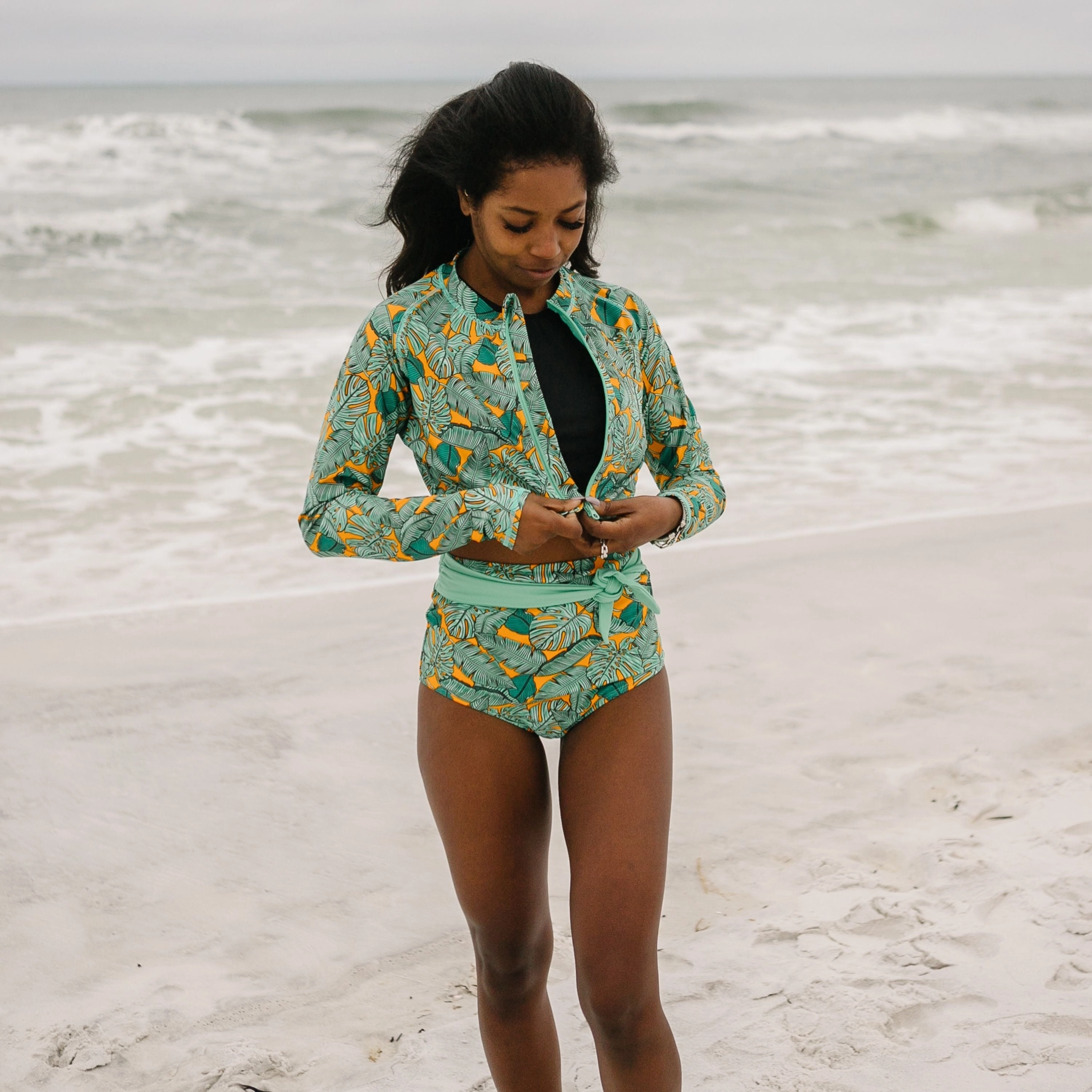 Women's Long Sleeve Crop Rash Guard | ???The Tropics???