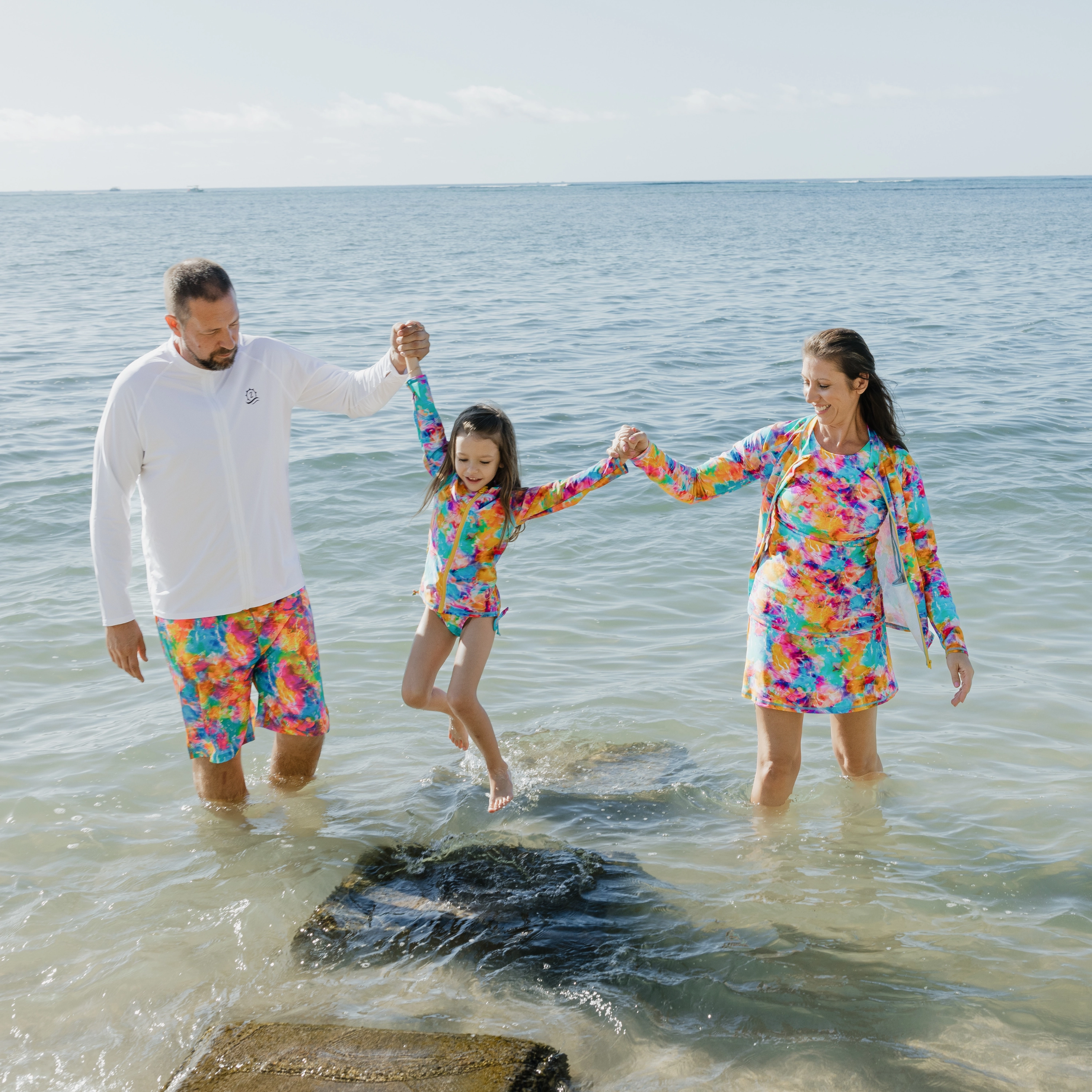 Women's Long Sleeve Rash Guard with Pockets | "Impressions"