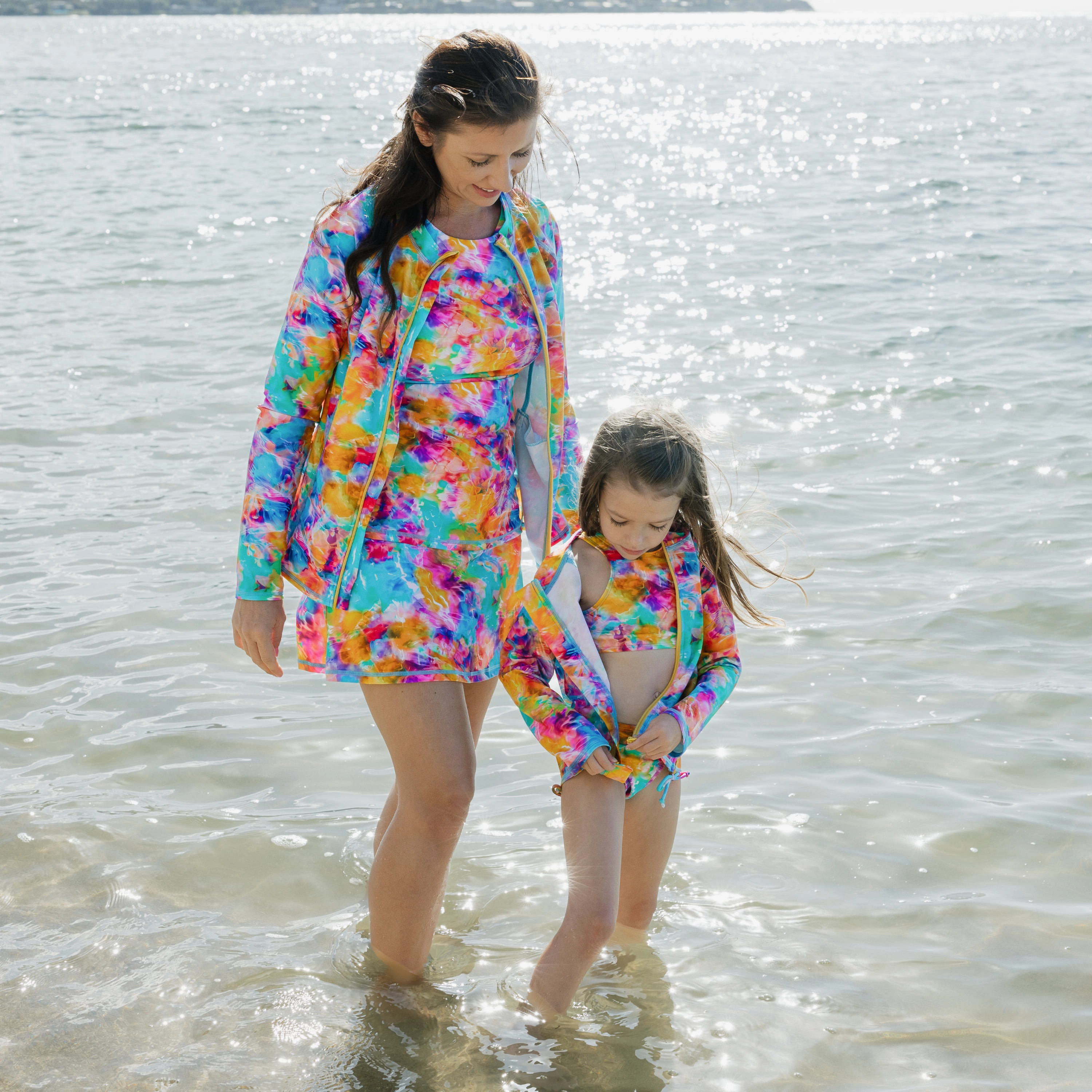 Women's Long Sleeve Rash Guard with Pockets | "Impressions"