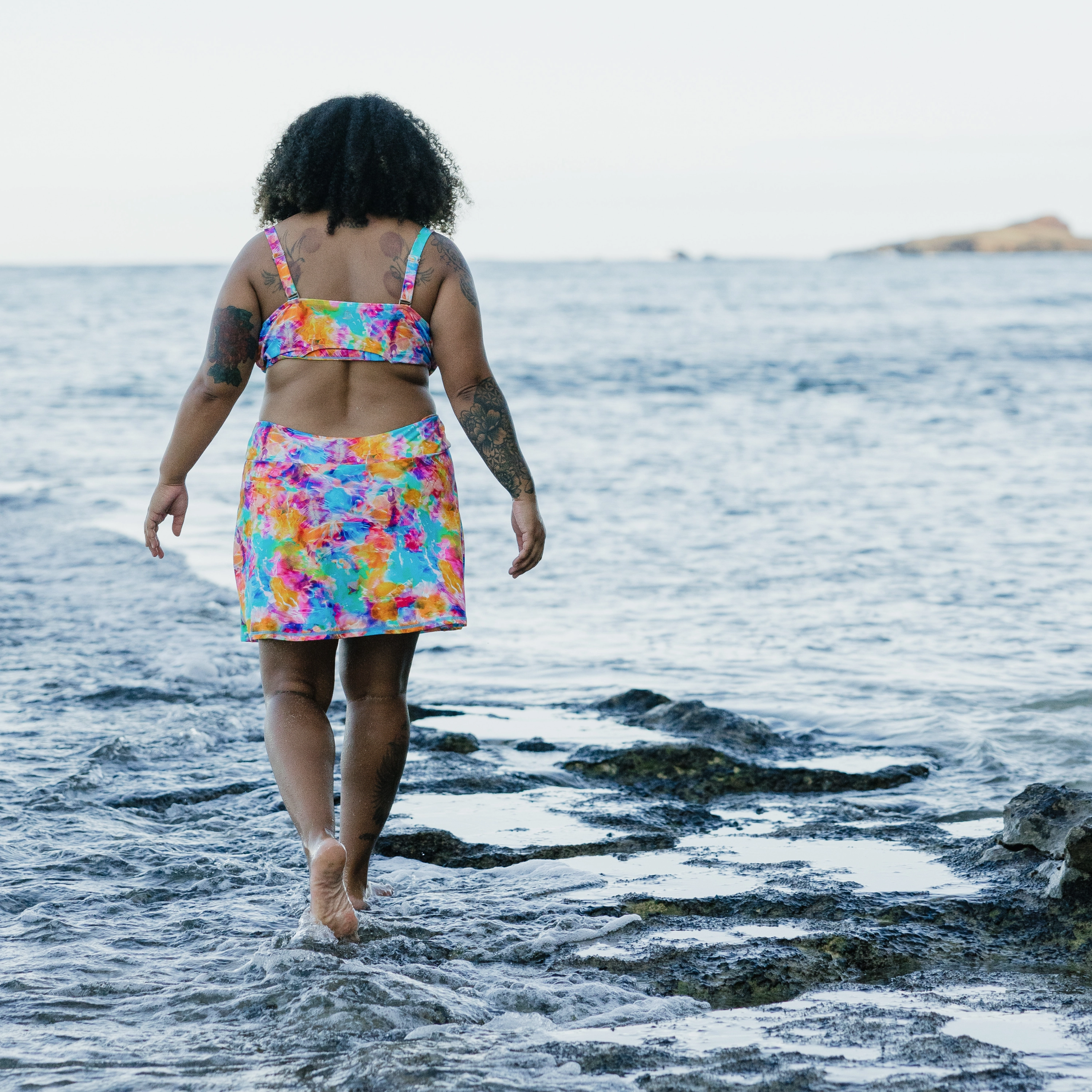 Women's Scoop Neck Bikini Top Plus Size | "Impressions"