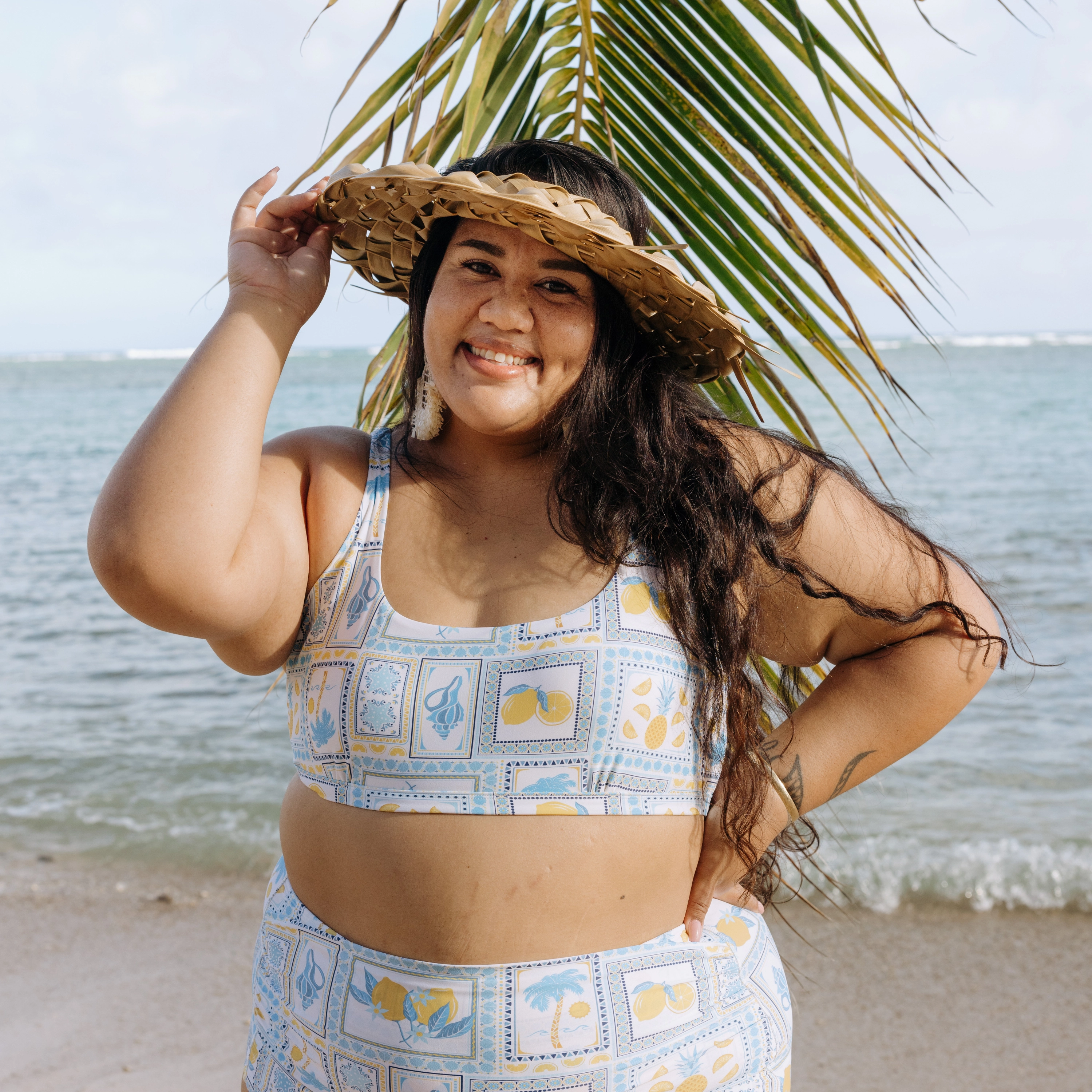 Women's Scoop Neck Bikini Top Plus Size | "Mediterranean Lemons"