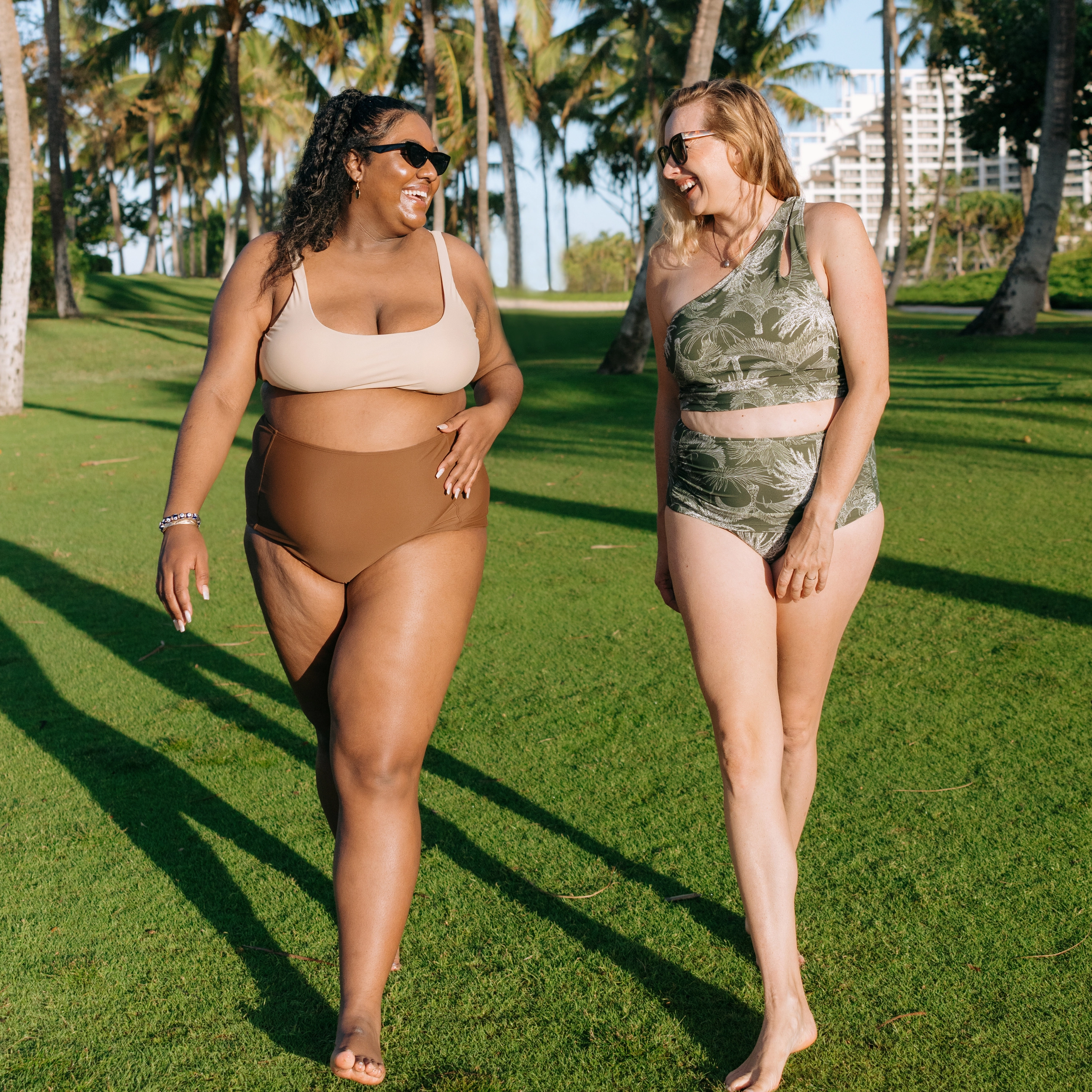 Women's Scoop Neck Bikini Top Plus Size | "Sandy Beach"